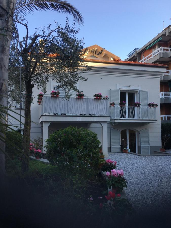 Guesthouse Villa Jung Бордигера Экстерьер фото
